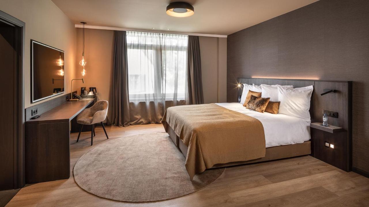 Hotel Britannia Кнокке-Хейст Экстерьер фото
